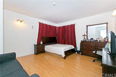 17845 Victory Blvd, Reseda, CA 91335 photo 18