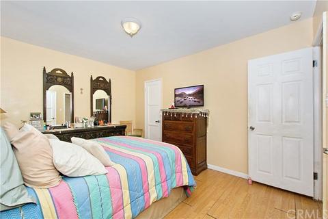 17845 Victory Blvd, Reseda, CA 91335 photo 12