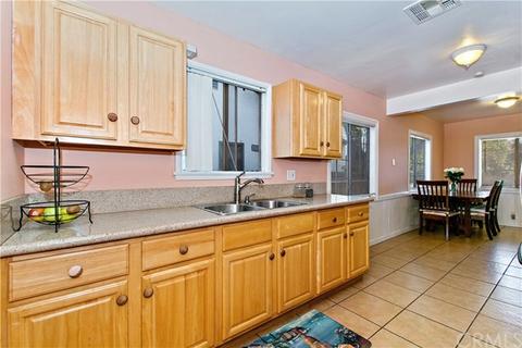 17845 Victory Blvd, Reseda, CA 91335 photo 9