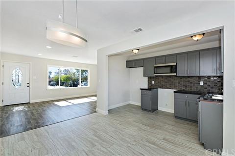 600 W Ramona Dr, Rialto, CA 92376 photo 8