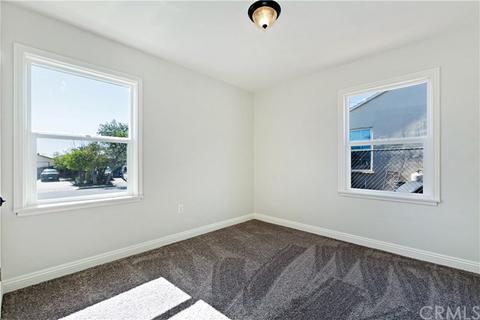 600 W Ramona Dr, Rialto, CA 92376 photo 15