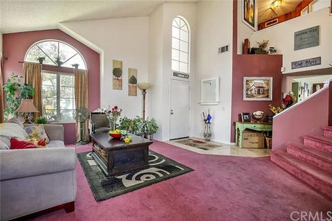 7541 Lily Ct, Fontana, CA 92336 photo 5