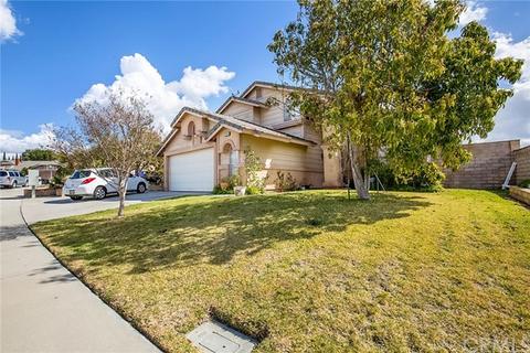 7541 Lily Ct, Fontana, CA 92336 photo 2