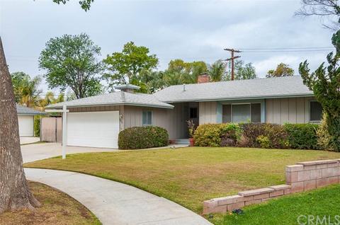 4663 Edgewood Pl, Riverside, CA 92506 photo 3