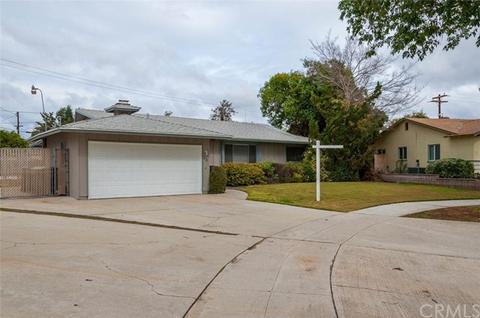 4663 Edgewood Pl, Riverside, CA 92506 photo 6