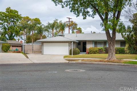4663 Edgewood Pl, Riverside, CA 92506 photo 8
