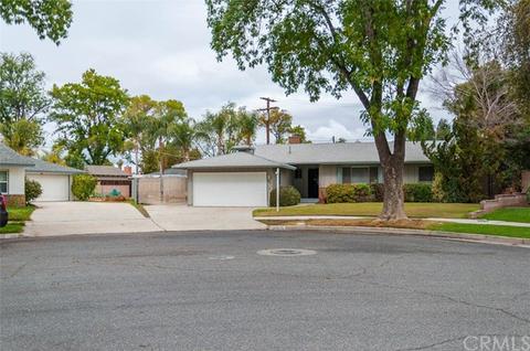 4663 Edgewood Pl, Riverside, CA 92506 photo 5