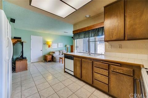 1110 Jacaranda St, Ontario, CA 91762 photo 5