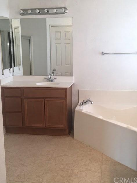 8801 Avoca Ct, Lancaster, CA 93536 photo 26