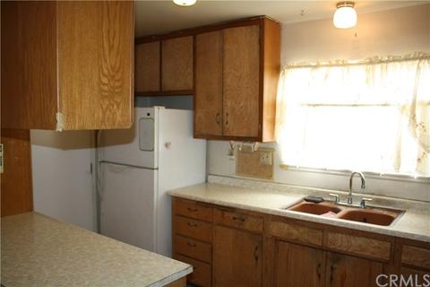 903 Johnston St, Colton, CA 92324 photo 4