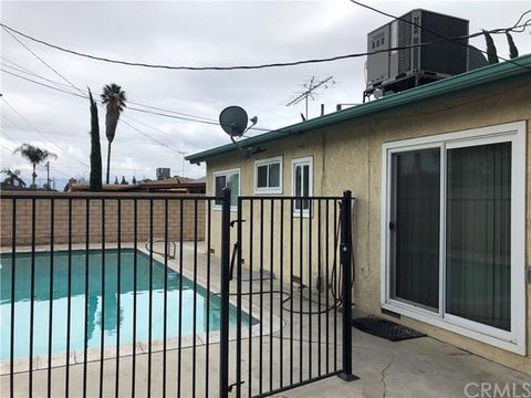 678 E Wilson St, Rialto, CA 92376 photo 11