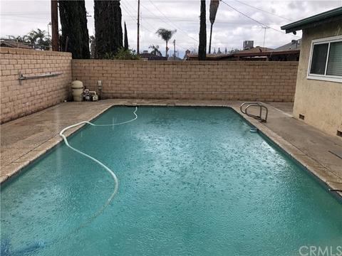 678 E Wilson St, Rialto, CA 92376 photo 10