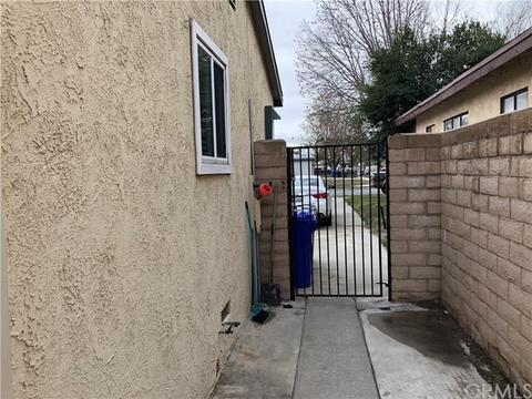 678 E Wilson St, Rialto, CA 92376 photo 12