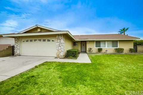 429 E Scott St, Rialto, CA 92376 photo 4