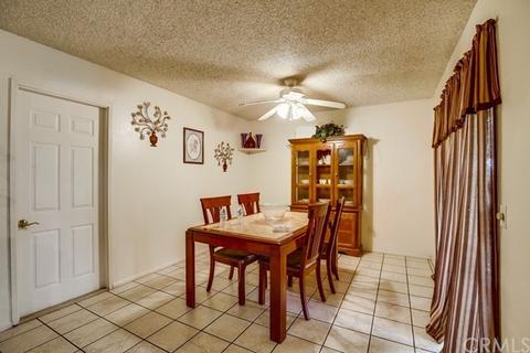 429 E Scott St, Rialto, CA 92376 photo 12