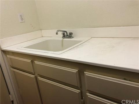 14778 Georgia Ct, Fontana, CA 92336 photo 9