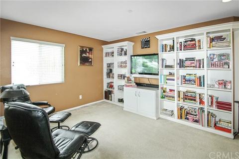 1914 Crystal Cove Ct, Redlands, CA 92374 photo 16