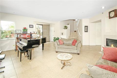 1914 Crystal Cove Ct, Redlands, CA 92374 photo 4