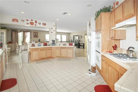 1914 Crystal Cove Ct, Redlands, CA 92374 photo 33