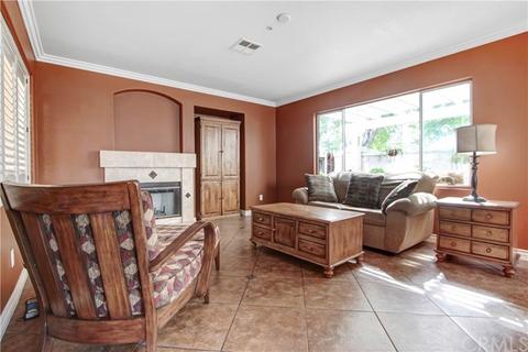 14033 Yorktown Ct, Fontana, CA 92336 photo 8