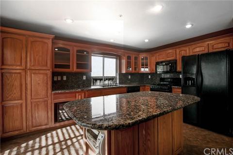 14033 Yorktown Ct, Fontana, CA 92336 photo 11