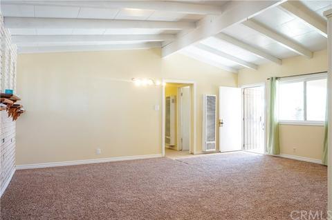 554 E King St, Rialto, CA 92376 photo 37