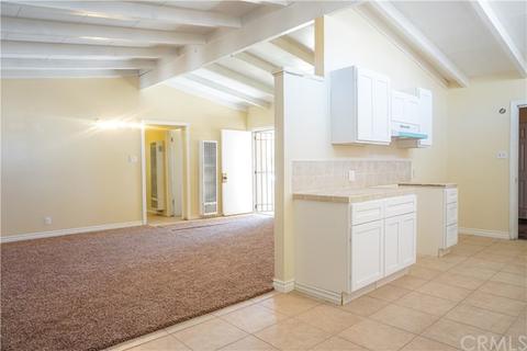 554 E King St, Rialto, CA 92376 photo 28