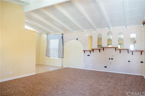554 E King St, Rialto, CA 92376 photo 35
