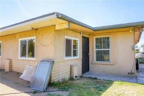 554 E King St, Rialto, CA 92376 photo 25