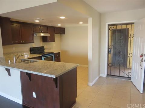 19270 Elm Dr, Apple Valley, CA 92308 photo 14