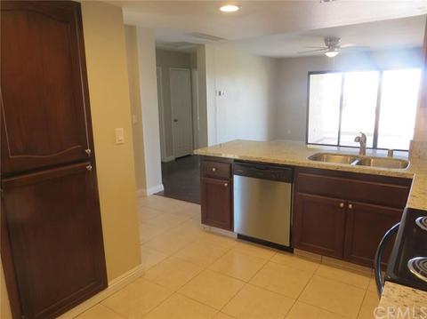 19270 Elm Dr, Apple Valley, CA 92308 photo 17