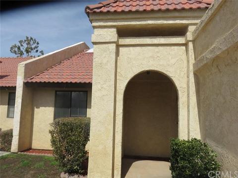 19270 Elm Dr, Apple Valley, CA 92308 photo 5