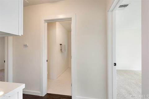 1017 N Pass Ave, Burbank, CA 91505 photo 12