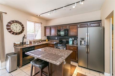 11611 Peacock Ln, Fontana, CA 92337 photo 19
