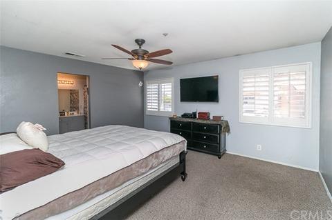 11611 Peacock Ln, Fontana, CA 92337 photo 35