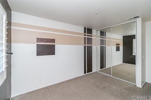 11611 Peacock Ln, Fontana, CA 92337 photo 29