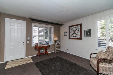 11611 Peacock Ln, Fontana, CA 92337 photo 8