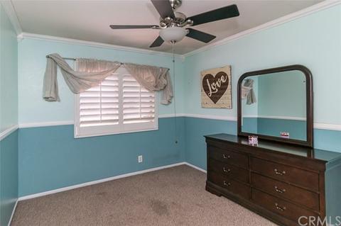 11611 Peacock Ln, Fontana, CA 92337 photo 33