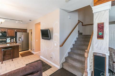 11611 Peacock Ln, Fontana, CA 92337 photo 25