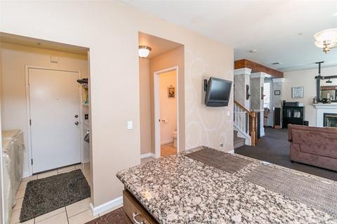 11611 Peacock Ln, Fontana, CA 92337 photo 23