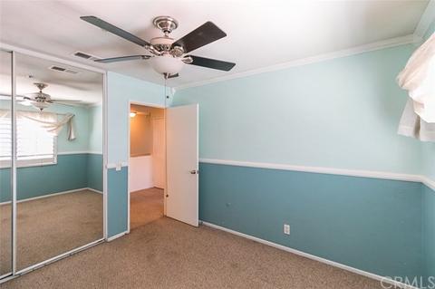 11611 Peacock Ln, Fontana, CA 92337 photo 34