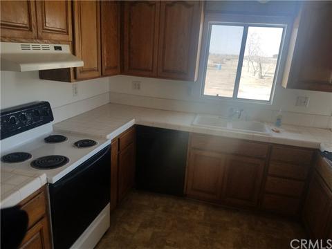 9229 E Avenue J, Lancaster, CA 93535 photo 4