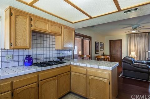 19470 Siesta Dr, Apple Valley, CA 92307 photo 14