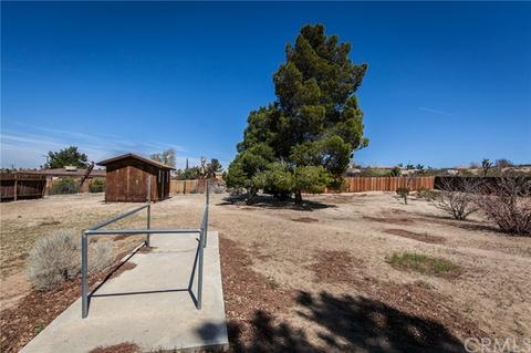 19470 Siesta Dr, Apple Valley, CA 92307 photo 35