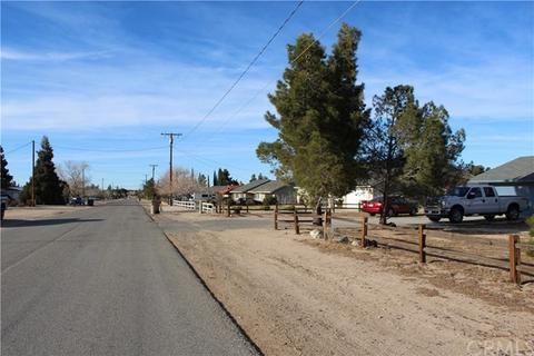 7961 Windsor Ave, Hesperia, CA 92345 photo 5