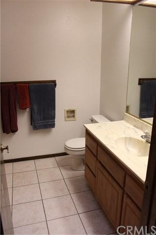 7961 Windsor Ave, Hesperia, CA 92345 photo 11