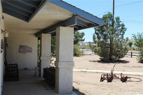 7961 Windsor Ave, Hesperia, CA 92345 photo 4