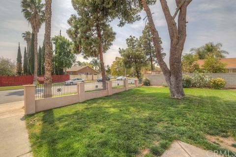 9559 Hobart Dr, Riverside, CA 92503 photo 3