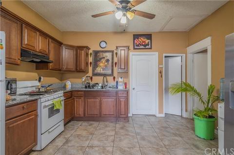 641 E C St, Colton, CA 92324 photo 8