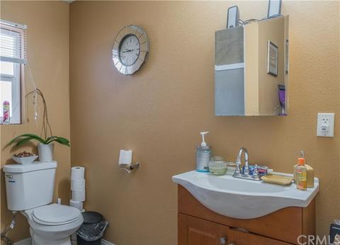 641 E C St, Colton, CA 92324 photo 11